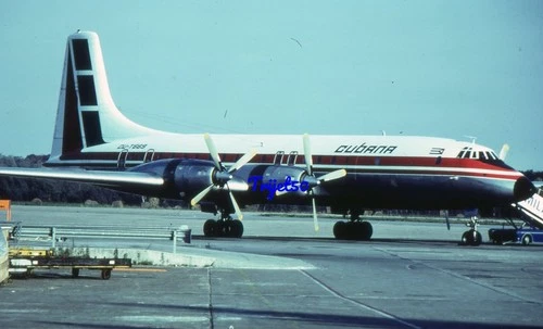 35mm Airliner Slide Bristol Britannia CU-T669 Cubana 1982
