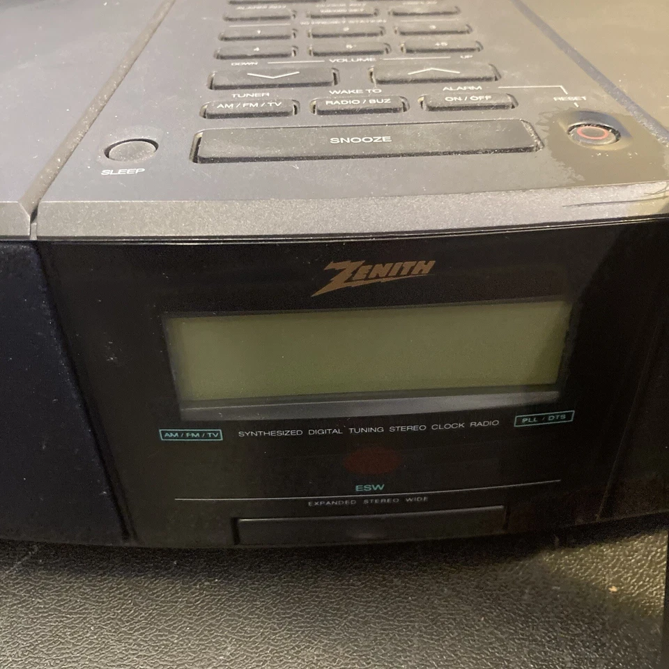 Zenith Clock Radio Z212B Stereo Alarm Clock AM/FM Radio TESTED and WORKS! - Image 3 of 4
