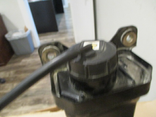 Ferrari 458 Italia - Power Steering Tank With Hoses - P/N 233605