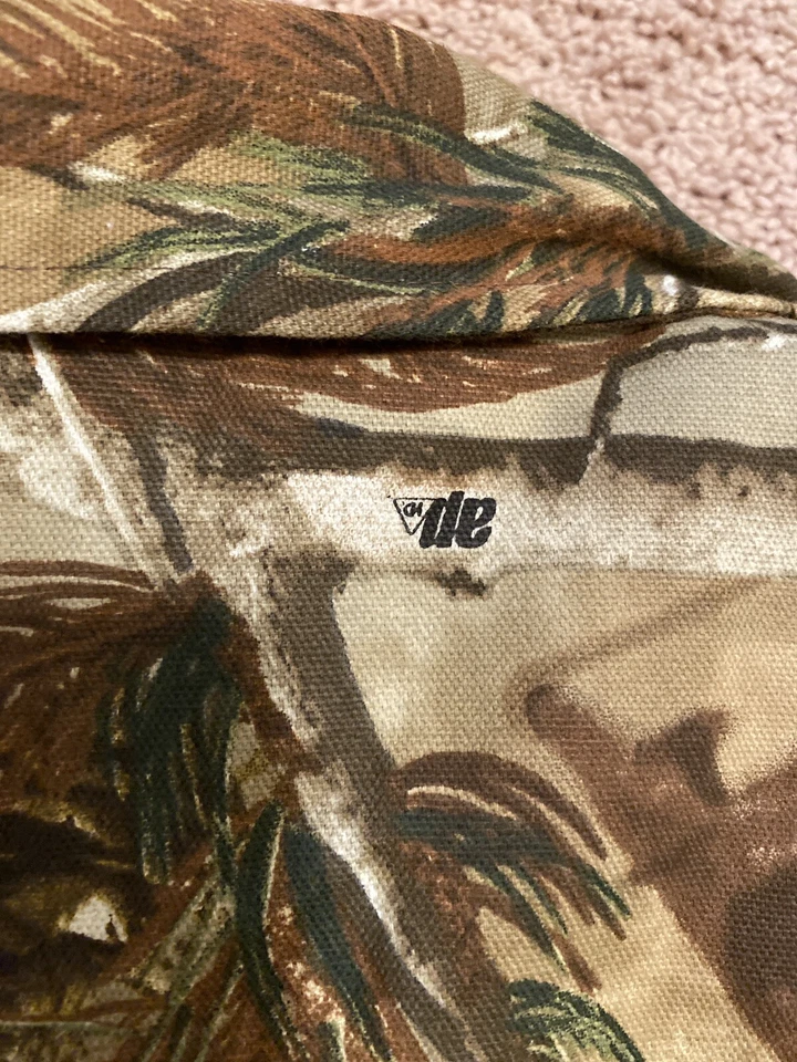 Arctic Shield mens size medium hunting jacket button up brown camouflage - Image 3 of 4