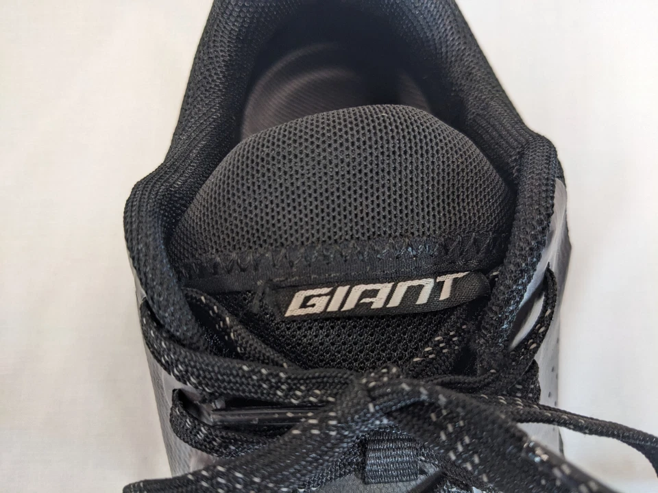 Giant Shuttle Flat black/gray camo 10 US Free Ride Trail Mountain Bike Shoe - Image 4 of 4