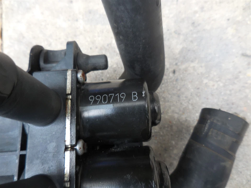 2000-2001 Jaguar S-Type Coolant Pump Heater Water Valve XW4H-18495-AF used oem - Image 3 of 4