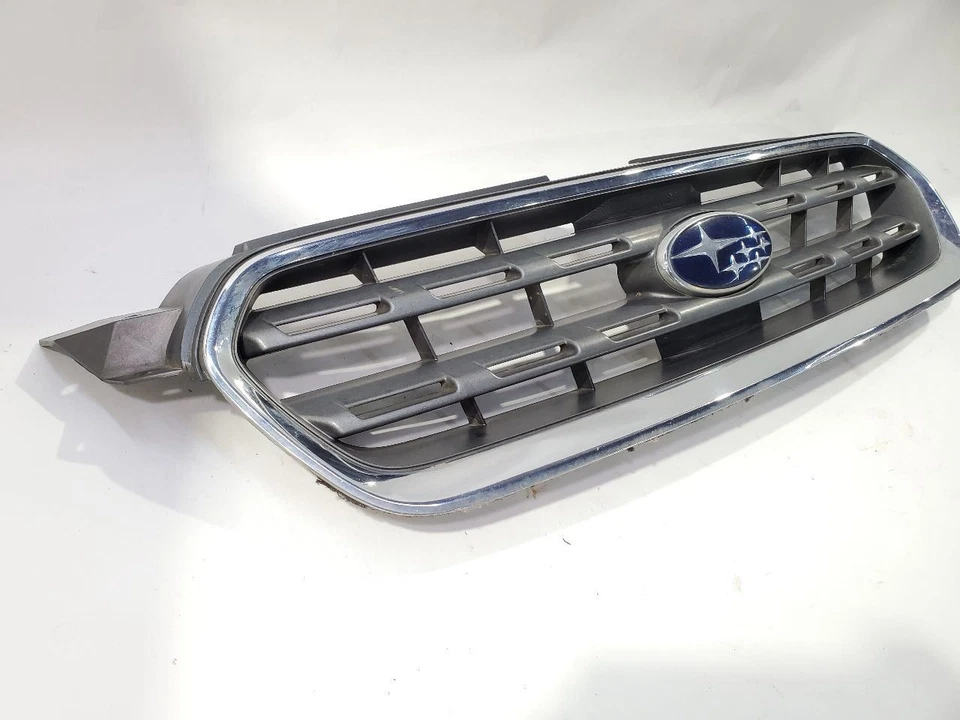 2005 2006 2007 Subaru Outback Legacy OEM Grille  - Image 3 of 4