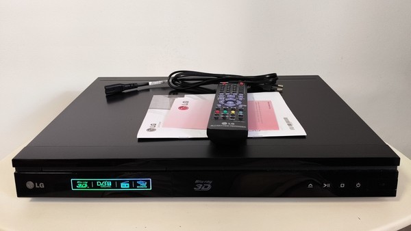 LG HR720T BLU-RAY 3D CON SINTONIZADOR DIGITAL HD GRABADOR  A TRAVÉS DEL USB!!!