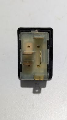 FERRARI 360 SPIDER PARTS FUEL LID CAP RELEASE OPEN SWITCH 180731