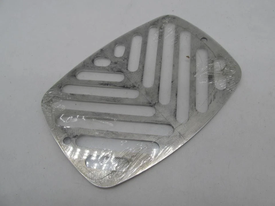 Arlen Ness Genuine Ness tech Harley Davidson Chrome Headlight Cover 20-050 - Image 3 of 4