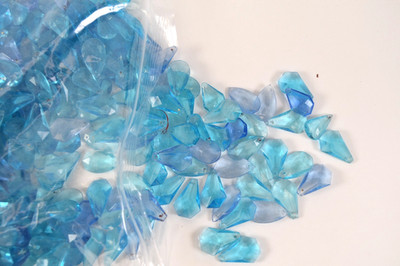 Basteln, Schmuckherstellung blaue Glasanhänger 2 Sorten