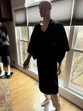 Vintage Japanese Men  s Silk Kimono Black Jacquard Woven Pattern Traditional Robe