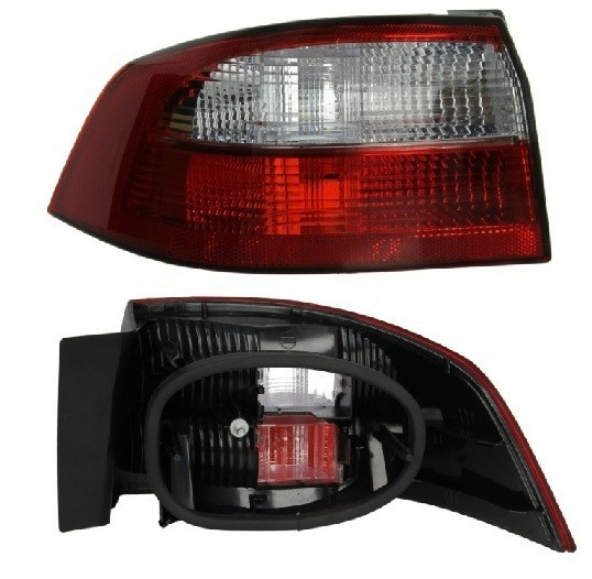 Lampe feu arrière gauche Renault Laguna 2001 2002 2003 2004 2005 / 8200002473