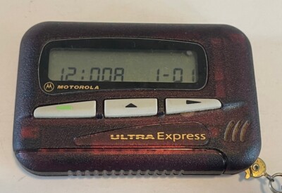 Téléavertisseur Vintage Motorola Ultra Express - Beeper Rouge Avec Clip - USA