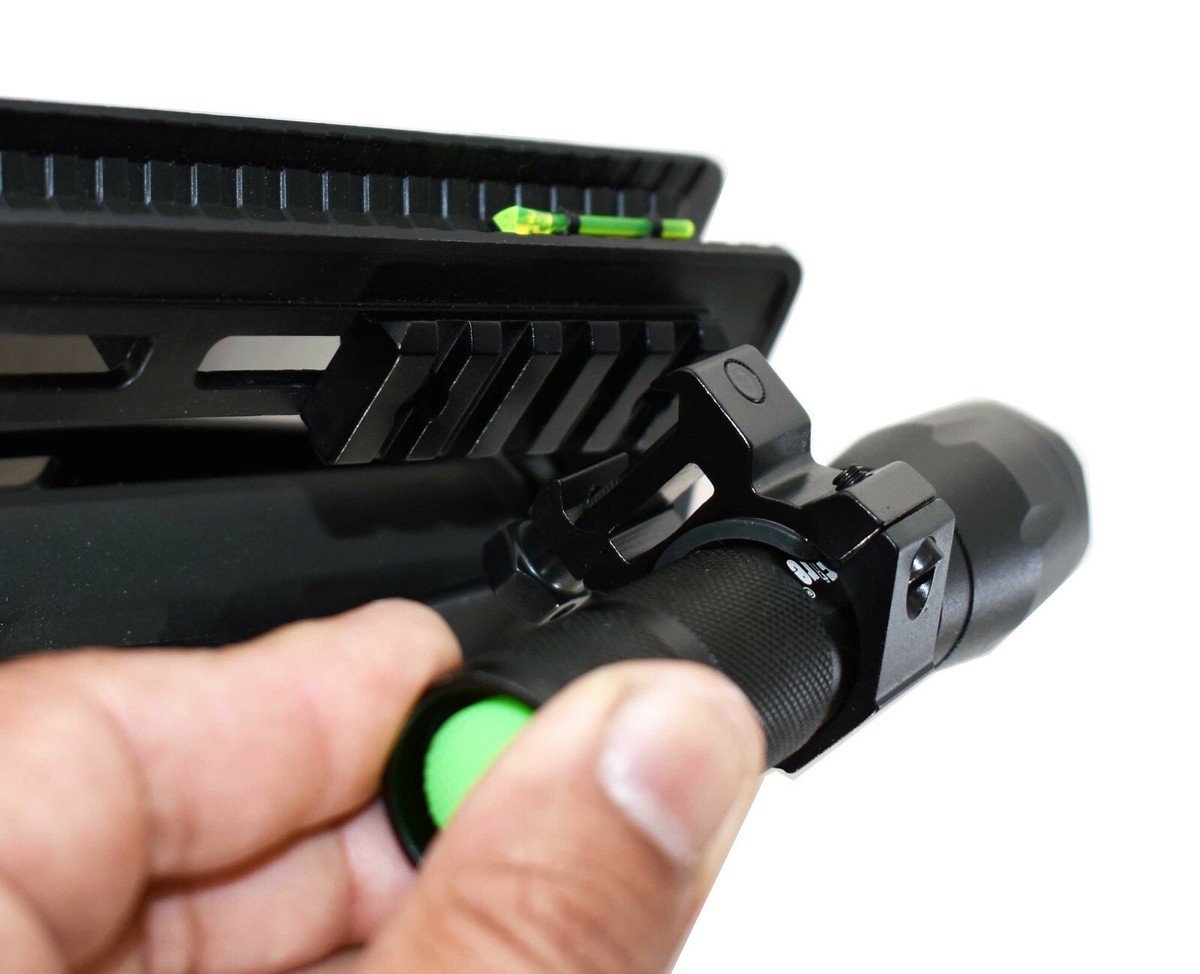 【美品】Led Light VT-7200CX/SET2 ① Trinity 200 Yards led light 1200 lumen for keltec ks7 hunting