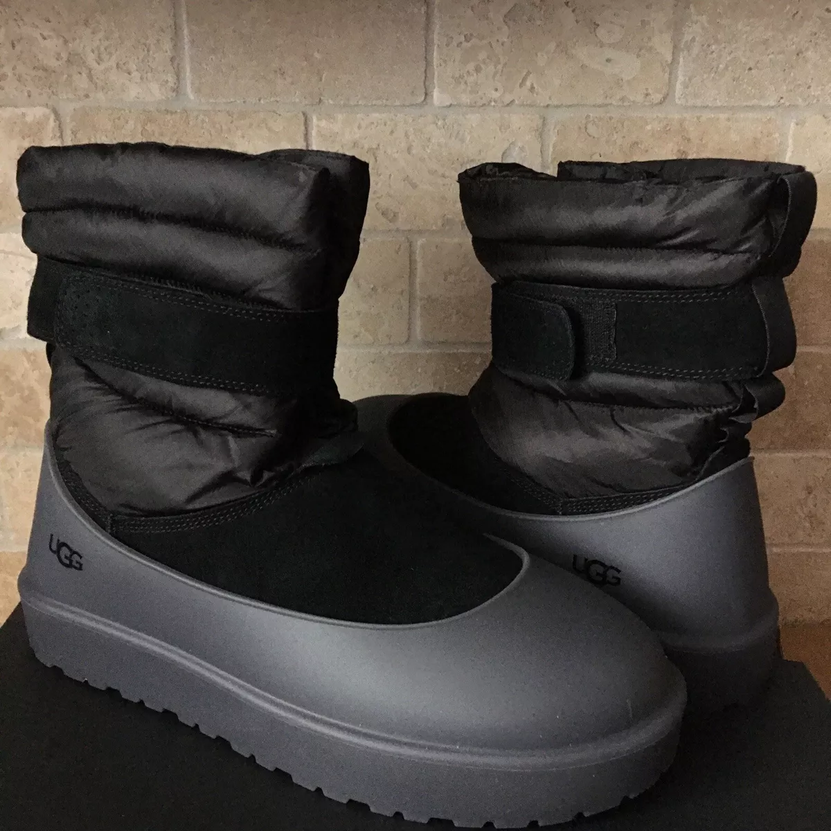 UGG Classic Short Pull-on Weather Black Suede Sheepskin Boots Size