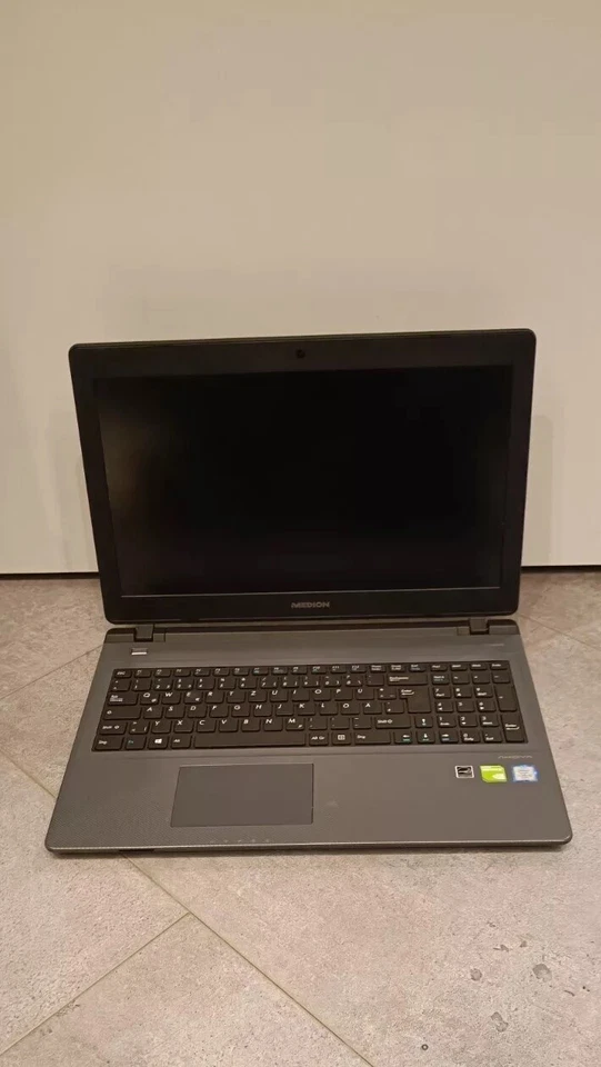 Medion Akoya P6670 Md99960 - Core i5 6. Gen. - 1TB HDD Windows 10 6GB RAM - Bild 2 von 4