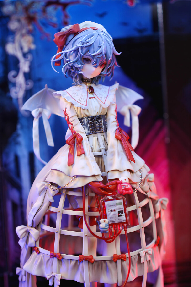 APEX Touhou Project Remilia Scarlet Blood Ver. Figure Display Case