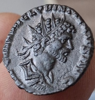 Quintillus Antoninien 270 Rome Billon RIC:31 19mm 3 78gr