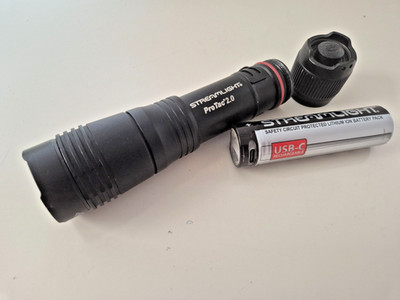 Streamlight ProTac 2.0 wiederaufladbare Li-Ion Taschenlampe - 2.000 Lumen #89000