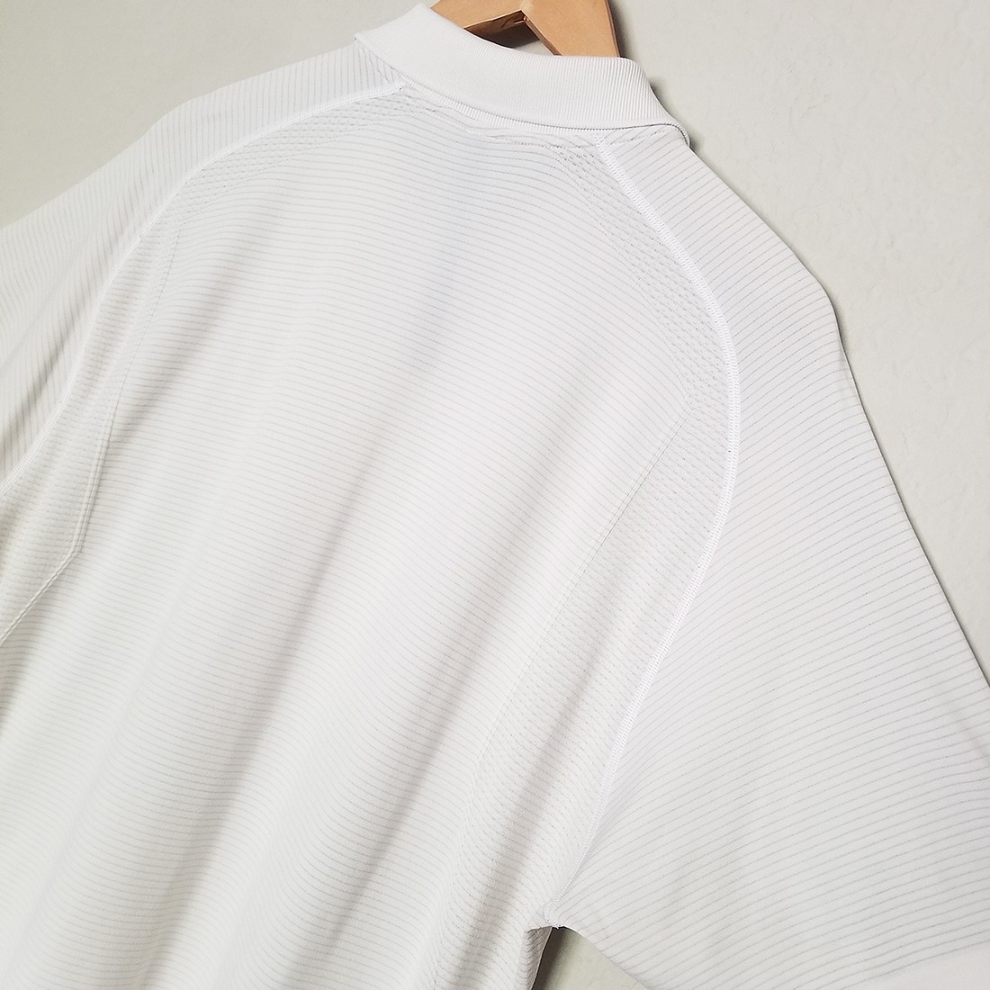 Lululemon Men’s XXL Metal Vent Tech Polo Shirt Off White Vented Breathable Golf thumbnail 10