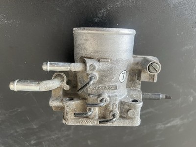 1990 Toyota Pick Up 22re 4x4 Manual Throttle Body