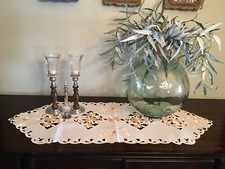 Soft Color Design, Spring Daisies Embroidered Table Linens by ES