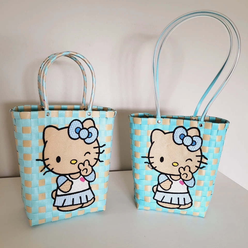 Lindo Bolso Tejido Azul Hello Kitty Bordado Bolso de Hombro Playa Vacaciones Bolso Foto 4 de 4