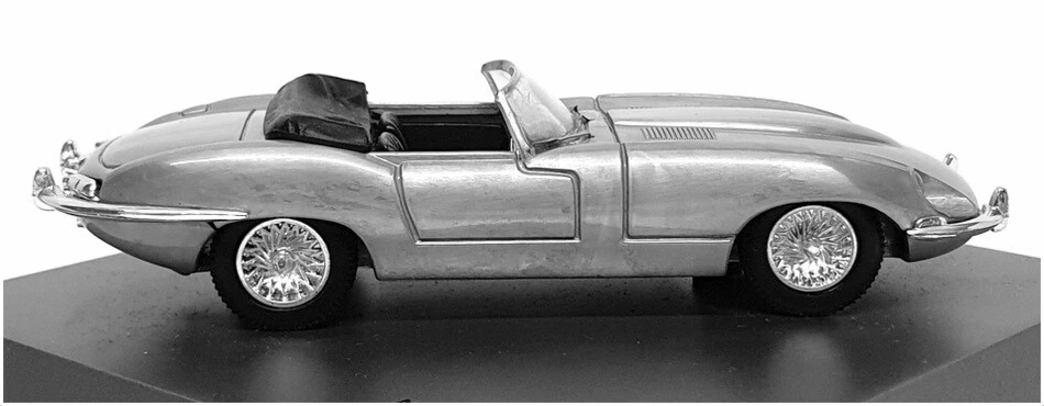 Corgi Precision Cast Classics 1/43 Scale G50071 - Jaguar E-Type - Image 3 of 4
