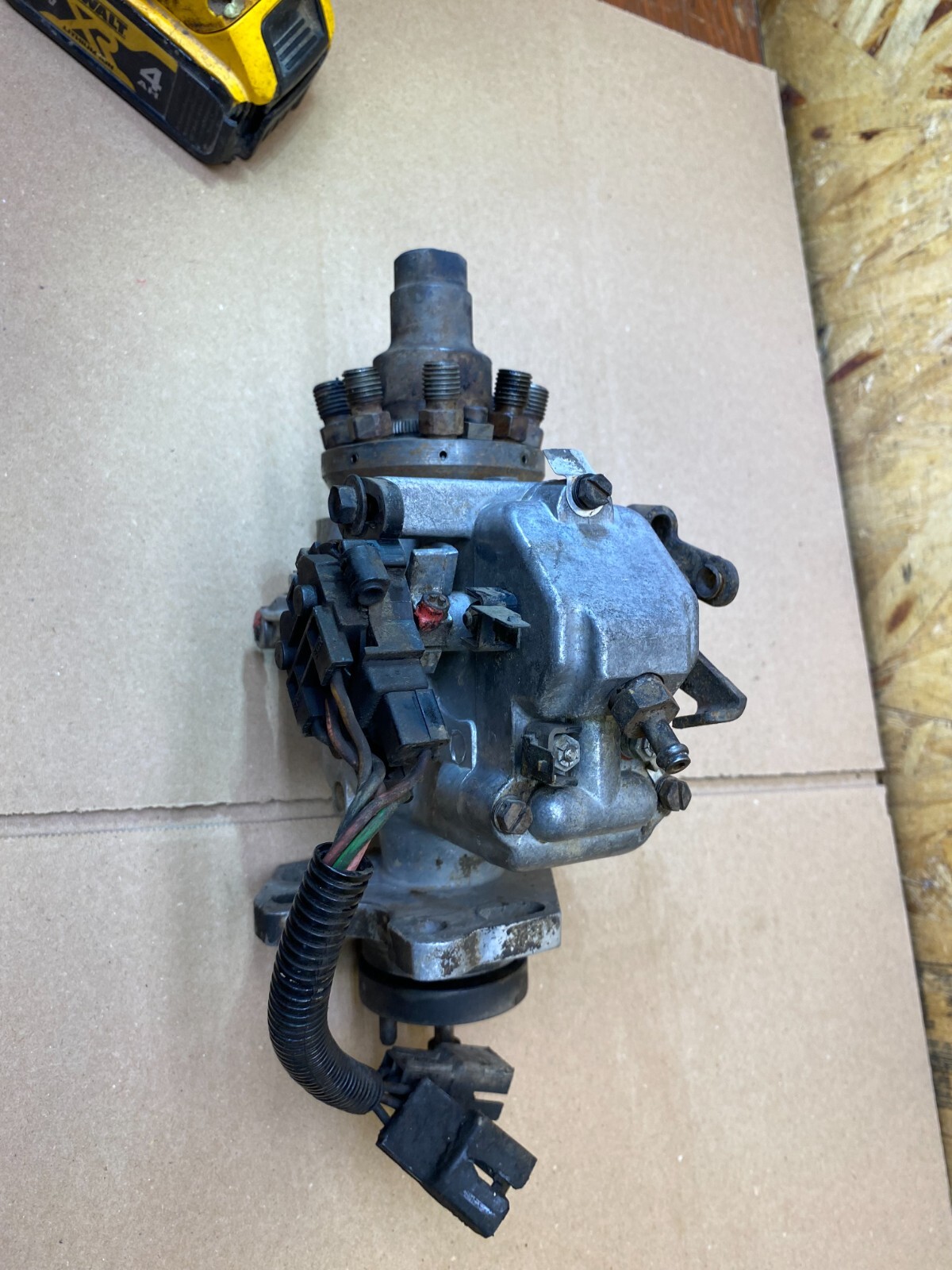 roosa master injection pump db2-4090 3932582 14050587 gm? diesel 