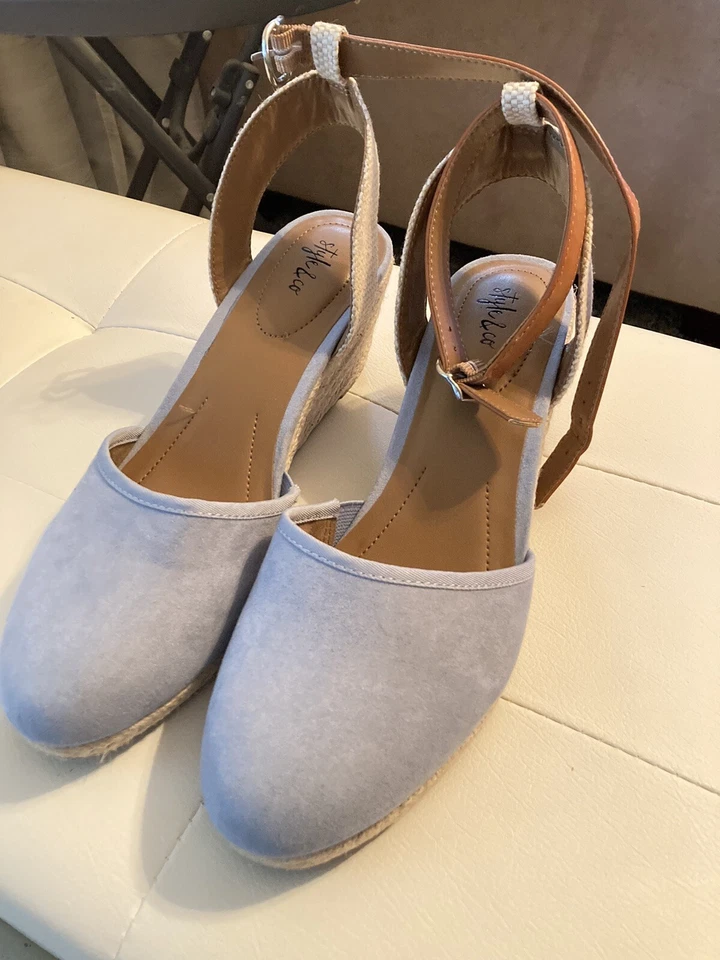 Cute Light Blue Summer, Fall sandal For Women - Image 2 of 4