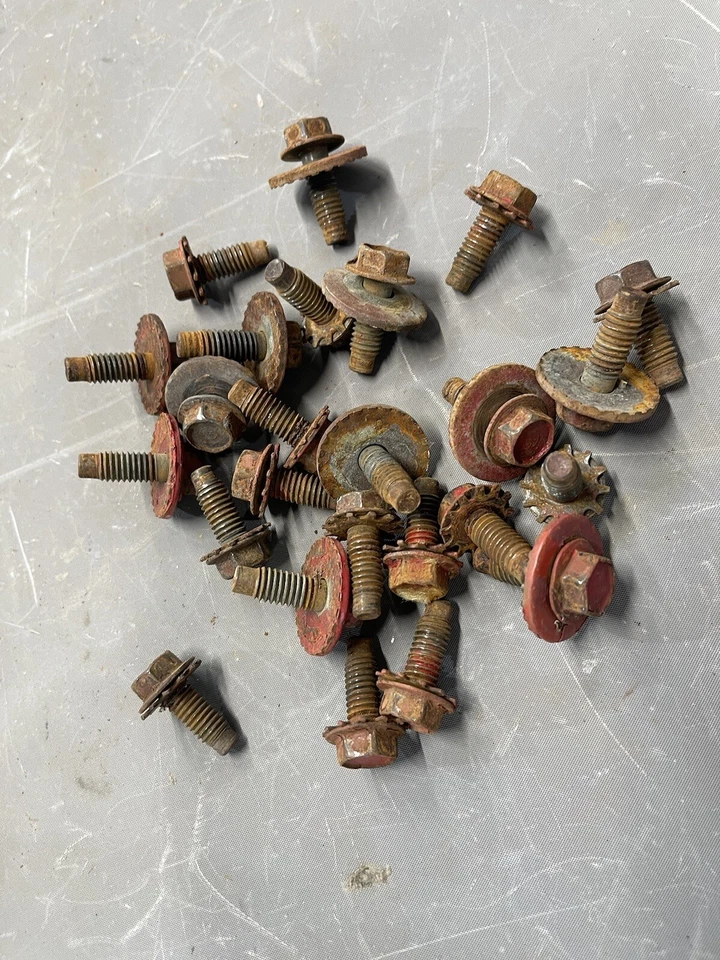 1961-1970 Ford Galaxie Fairlane Крыло Болты Капота Ranchero Comet Torino Falcon - Изображение 4 из 4