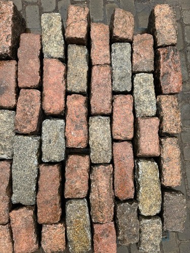 Reclaimed Scottish Granite Cobbles/Setts - Picture 7 of 7