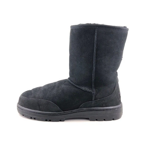 UGG Ultra Short Sheepskin Winter Snow Boots Mens Size 10 Black Suede Leather