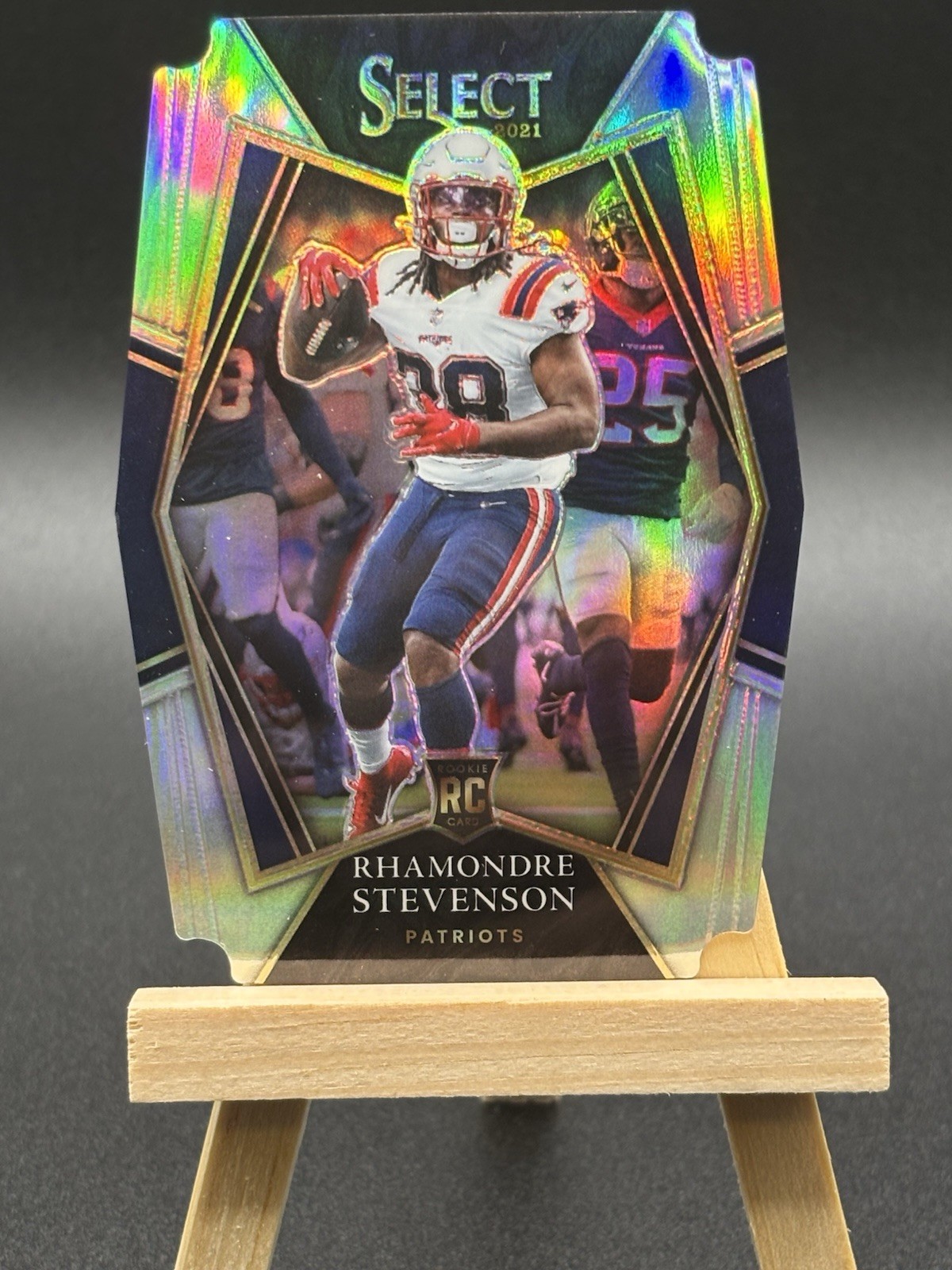 Rhamondre Stevenson 2021 Panini Select Premier Level RC #175 Silver Die Cut 