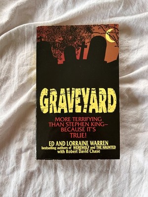 ''GRAVEYARD'' PAPERBACK BOOK LIKE NEW ED LORRAINE WARREN W/ROBERT DAVID CHASE 1993