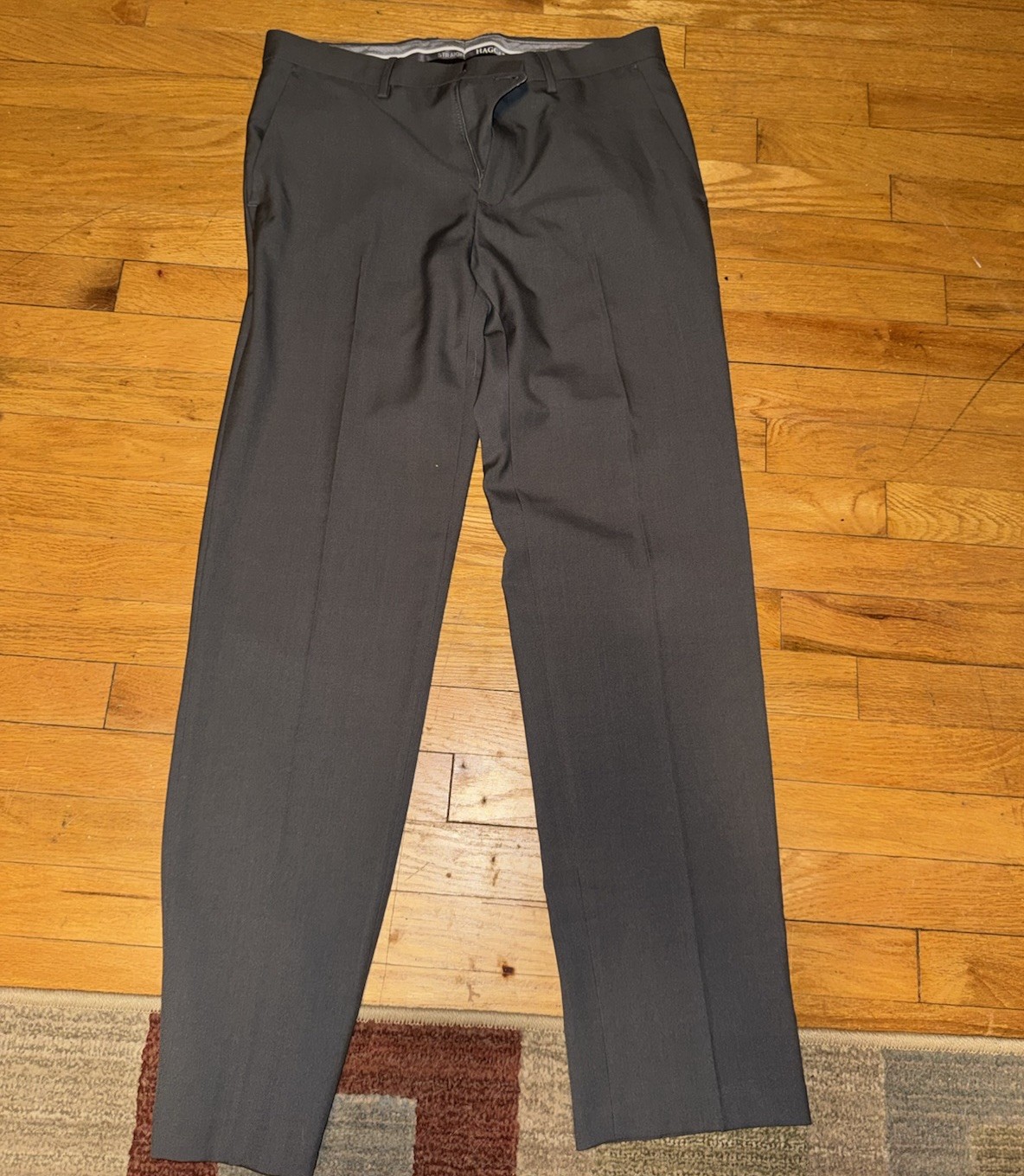 Haggar Dress Pants Mens 32x32 Dark Gray Straight Fit Polyester