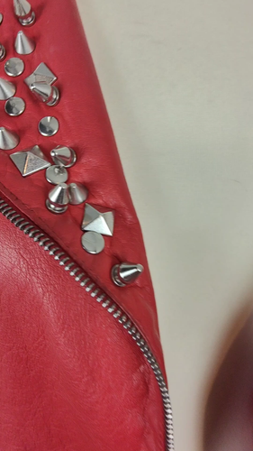Kapraun Biker Jacke Leder Nieten Einzelstück Stagewear Rockstar Couture Unikat - Video 1 von 1
