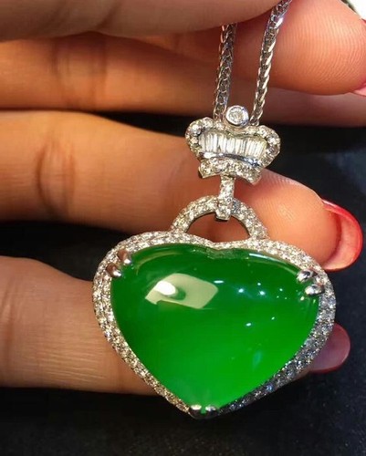 Unique Heart Cut Natural Green Jade 5Ct Women's Pendant Sterling Silver 925