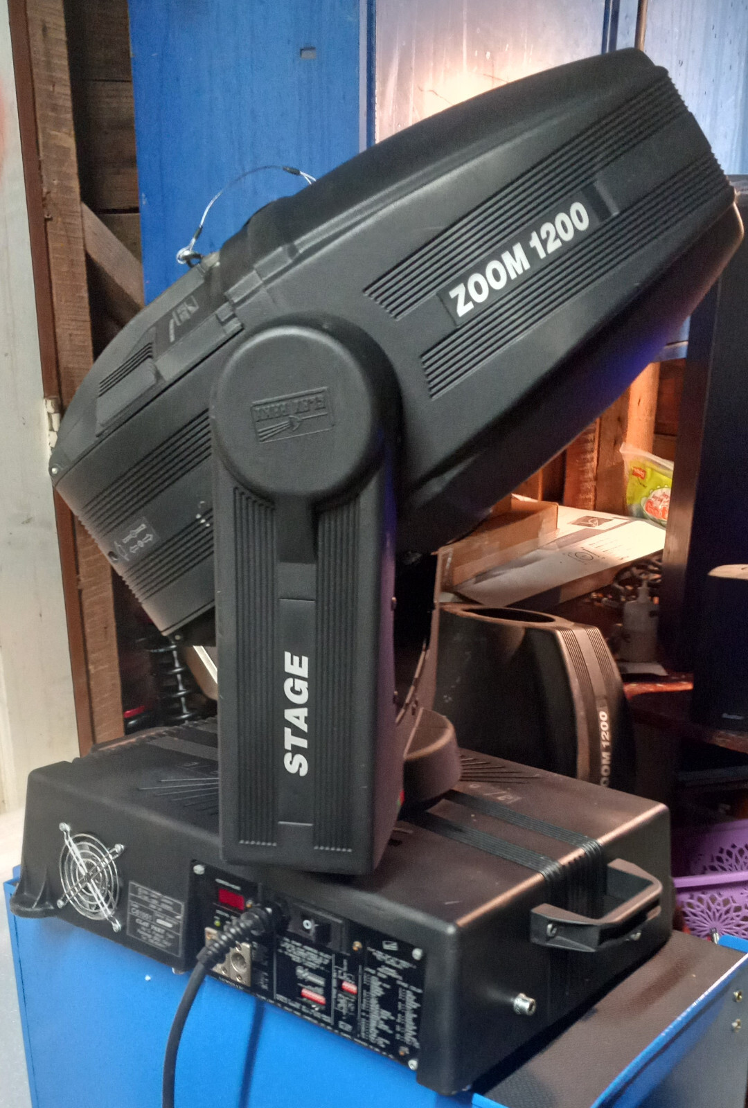 Clay Paky Stage Zoom 1200 professional dmx concert lighting moving head gobo