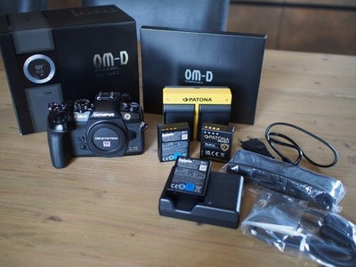 Olympus OM-D E-M1 Mark III 20,4MP - Schwarz (Nur Gehäuse) Neuwertig in OVP