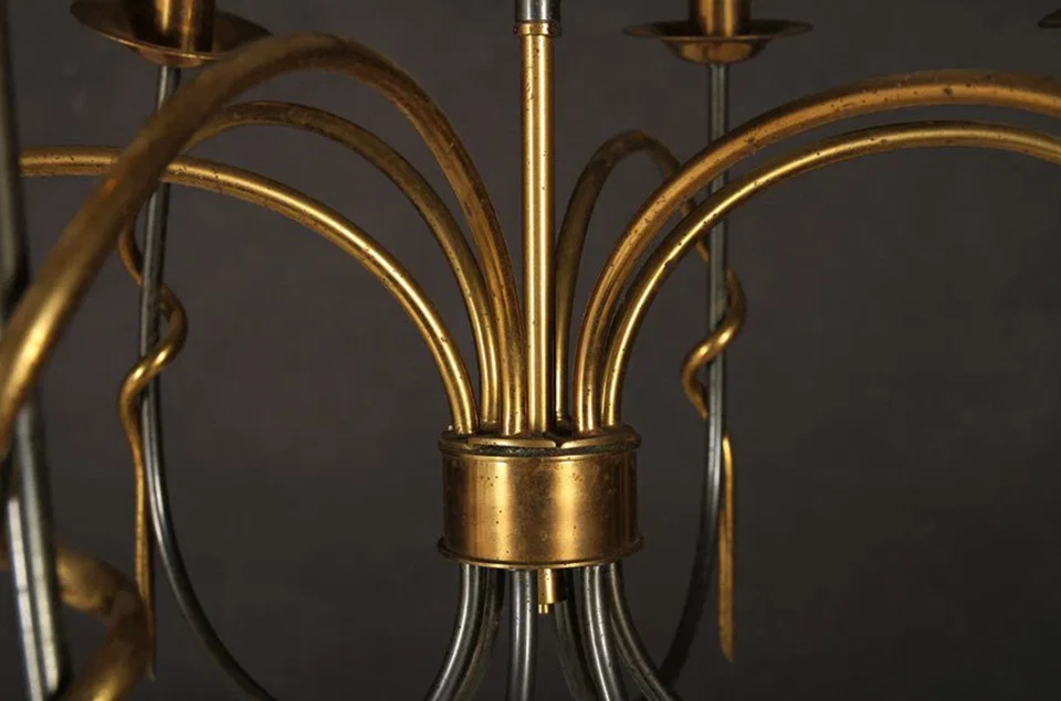 LÁMPARA FRANCESA DE 6 BRAZOS DE LATÓN DE MEDIADOS DE SIGLO 1950 Foto 2 de 3