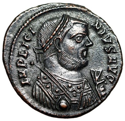 Licinius I Nummus ''Mantled Portrait / Campgate'' Heraclea Extremely Fine