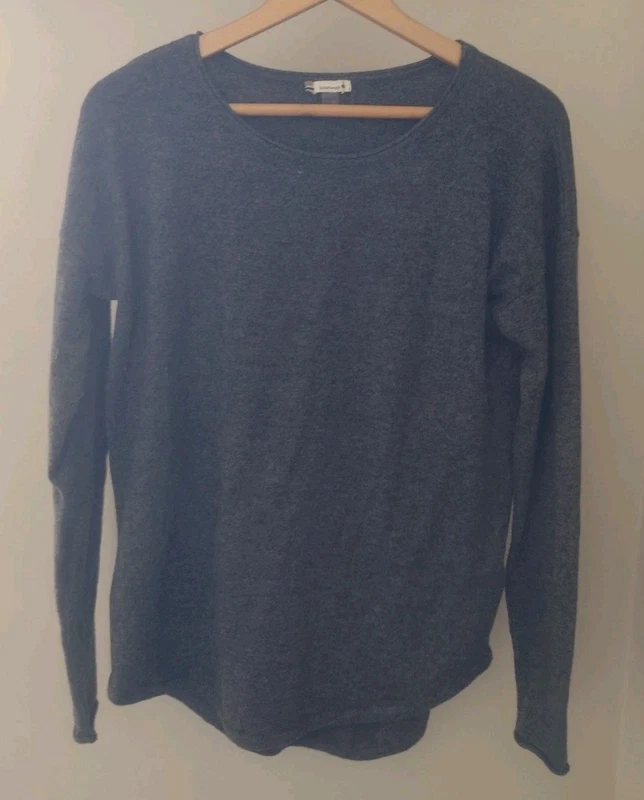 smartwool wool blend curved hem active outdoors sweater