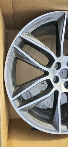 Jaguar 14-24 6003 Gyrodyne F-Type 20 inch Front Wheel - Picture 3 of 6