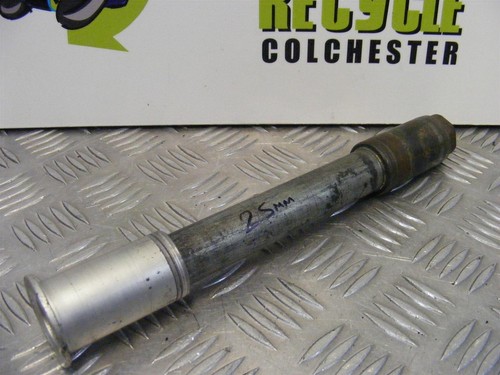 Suzuki GSXR 750 Wheel Axle Front 2000 to 2003 K1 K2 K3 GSXR750 A943