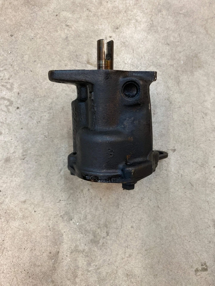 33002921 Oil Pump for Jeep Cherokee, Comanche w/ Renix 4.0L (87-90) Foto 4 de 4