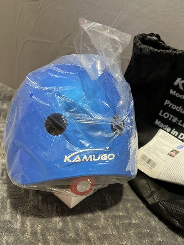 KAMUGO Casco Regolabile per Bambini, con Set Attrezzature Protettive Sportive Ginocchio,Gomito Blu - Foto 5 di 8