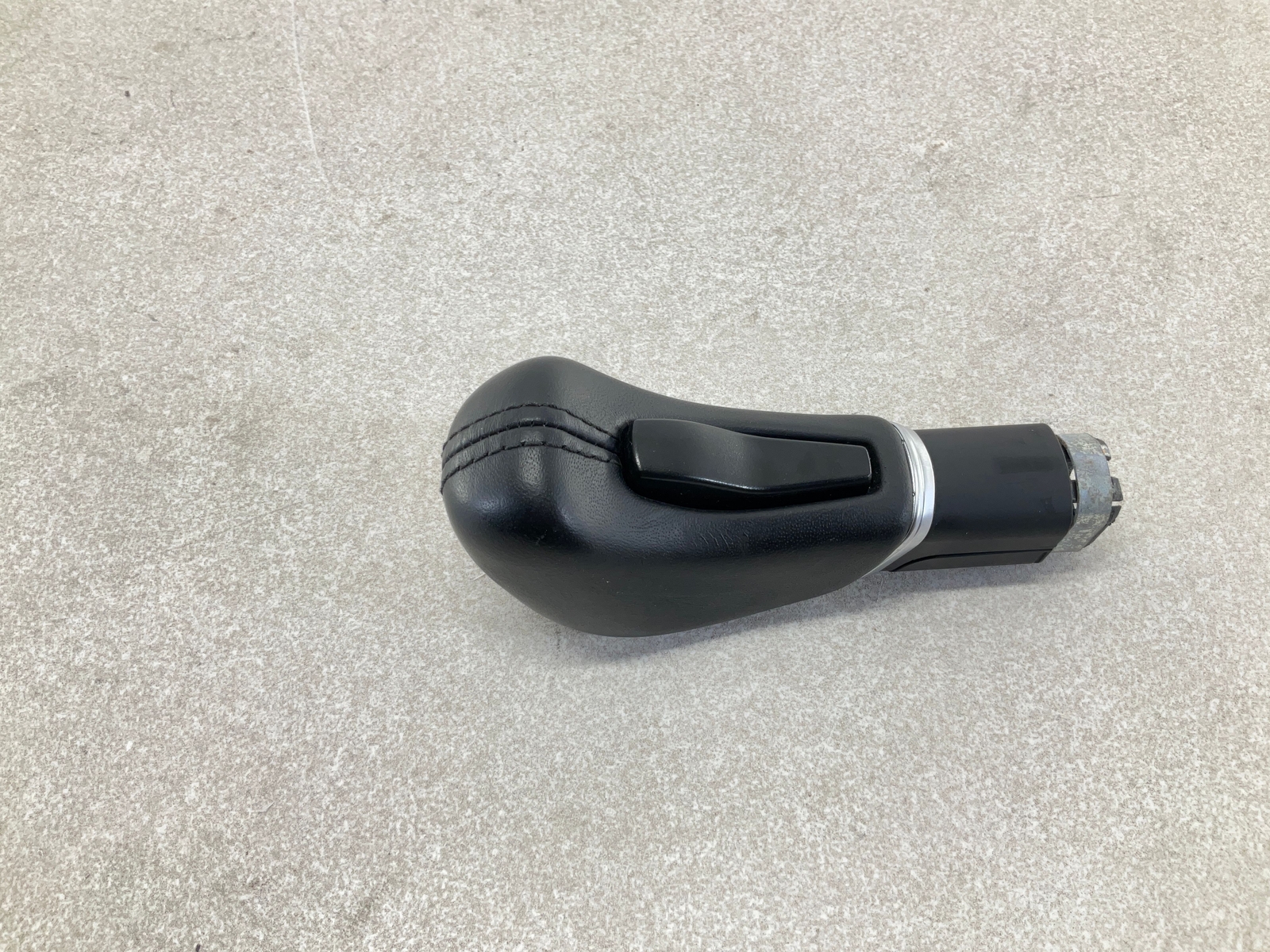 17-20 MASERATI Levante Console AT Floor Gear Shifter Knob CM
