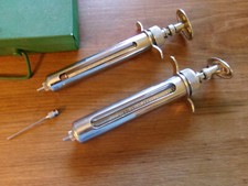 2 Vintage Large Metal Plunger Veterinary Syringes in Metal Box 20 CC & 40 CC