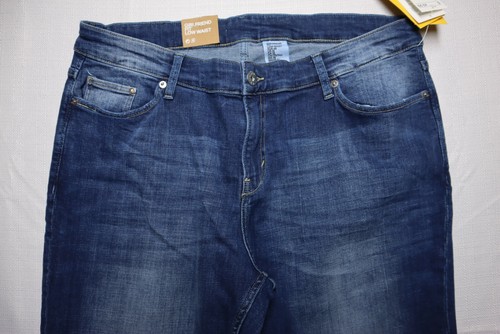 H&M Jeans Womens Size 18 High Rise Girlfriend Jean Medium Wash Blue Denim NWT - Picture 2 of 10