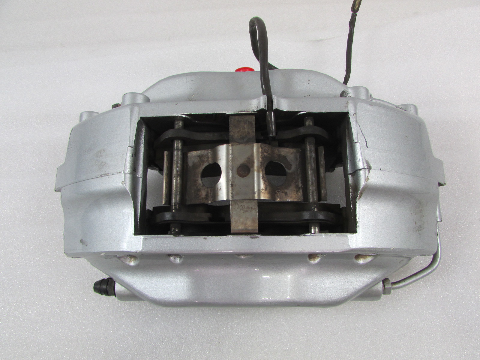 Ferrari 550, LH, Left Front Brake Caliper, Silver, Used, P/N 176315