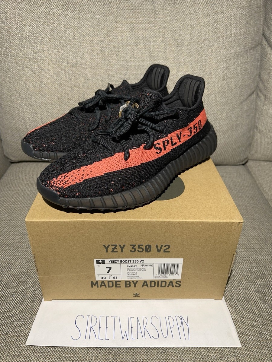 Adidas Yeezy Boost 350 V2 size 7 black/red Adidas Yeezy Boost V2 350 Black/Red  main image 2