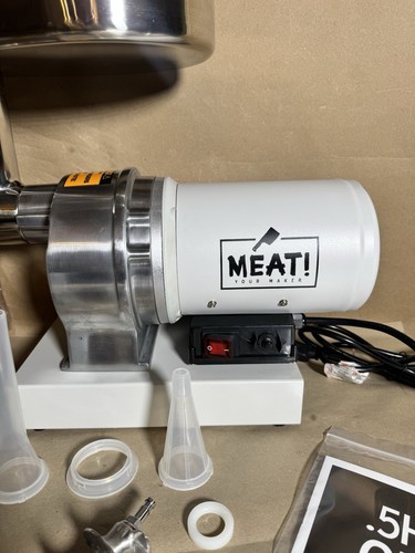 Meat! 1117073, .5 HP Meat Grinder (#8) - Picture 6 of 12